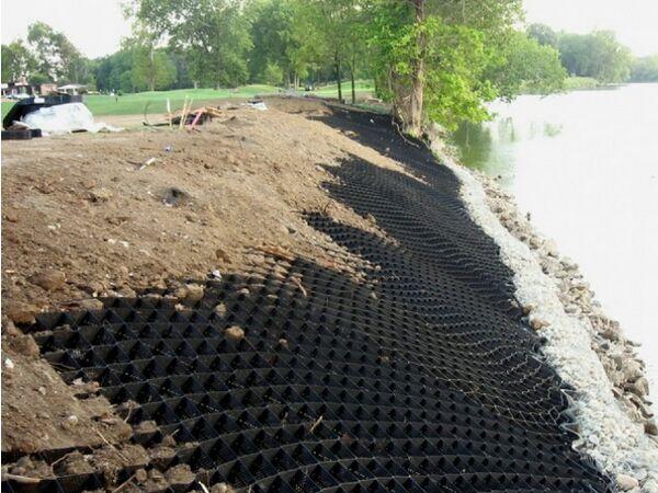 土工格室的作用 土工格室使用行業(yè)