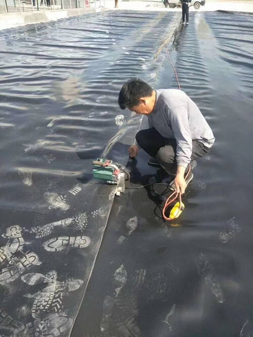 污水處理廠土工膜